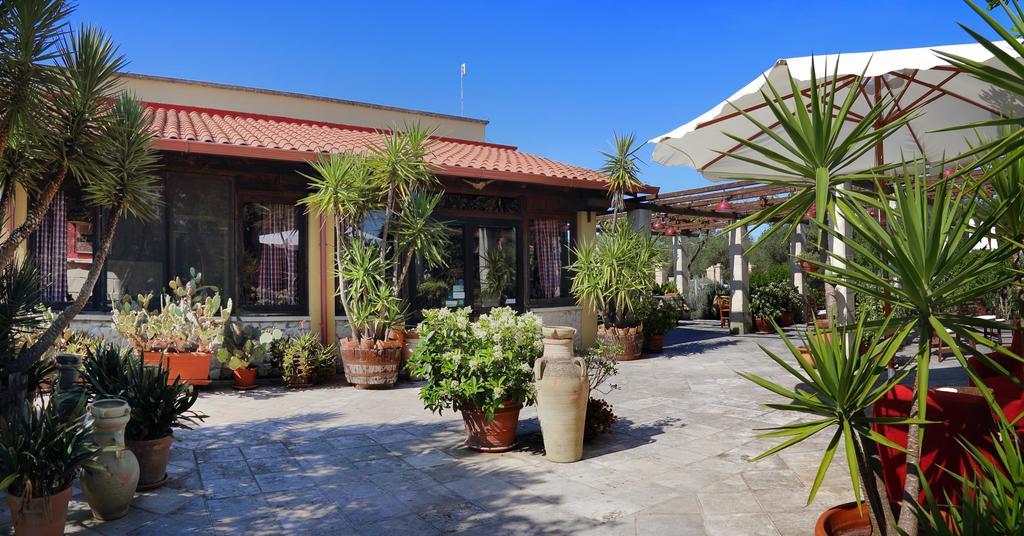 Masseria L'Uliveto Agri Resort オートラント エクステリア 写真